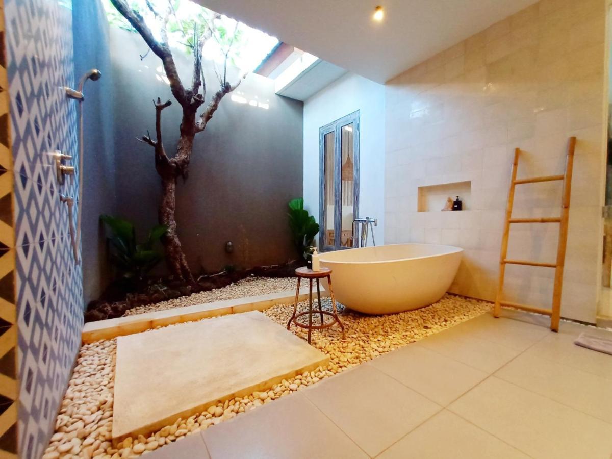 The Avani Villas Кута Екстериор снимка